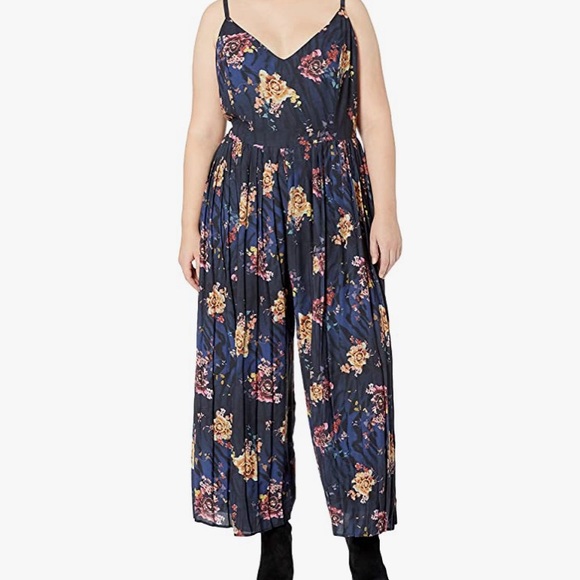 City Chic jumpsuit - Picture 1 of 5